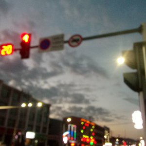 三人闺蜜名一男二女
